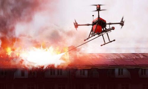 Laatste bedrijfsnieuws over Innovatief brandbestrijdingswapen: multifunctionele ladingen drone helpt brandbestrijding