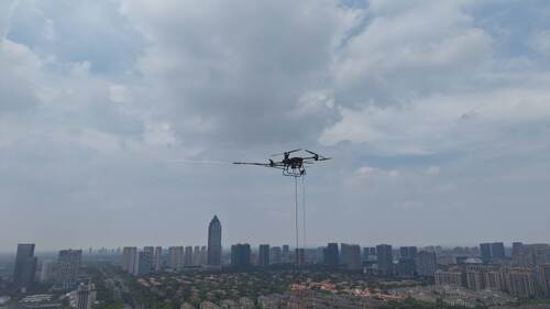 Laatste bedrijfsnieuws over UAV: 120m hoog stabiel zicht