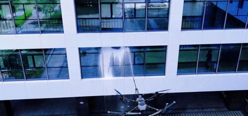 Laatste bedrijfsnieuws over Shenzhen Hoogbouw neemt afscheid van 'Spider-Man' met revolutionaire drones met dubbele kabel